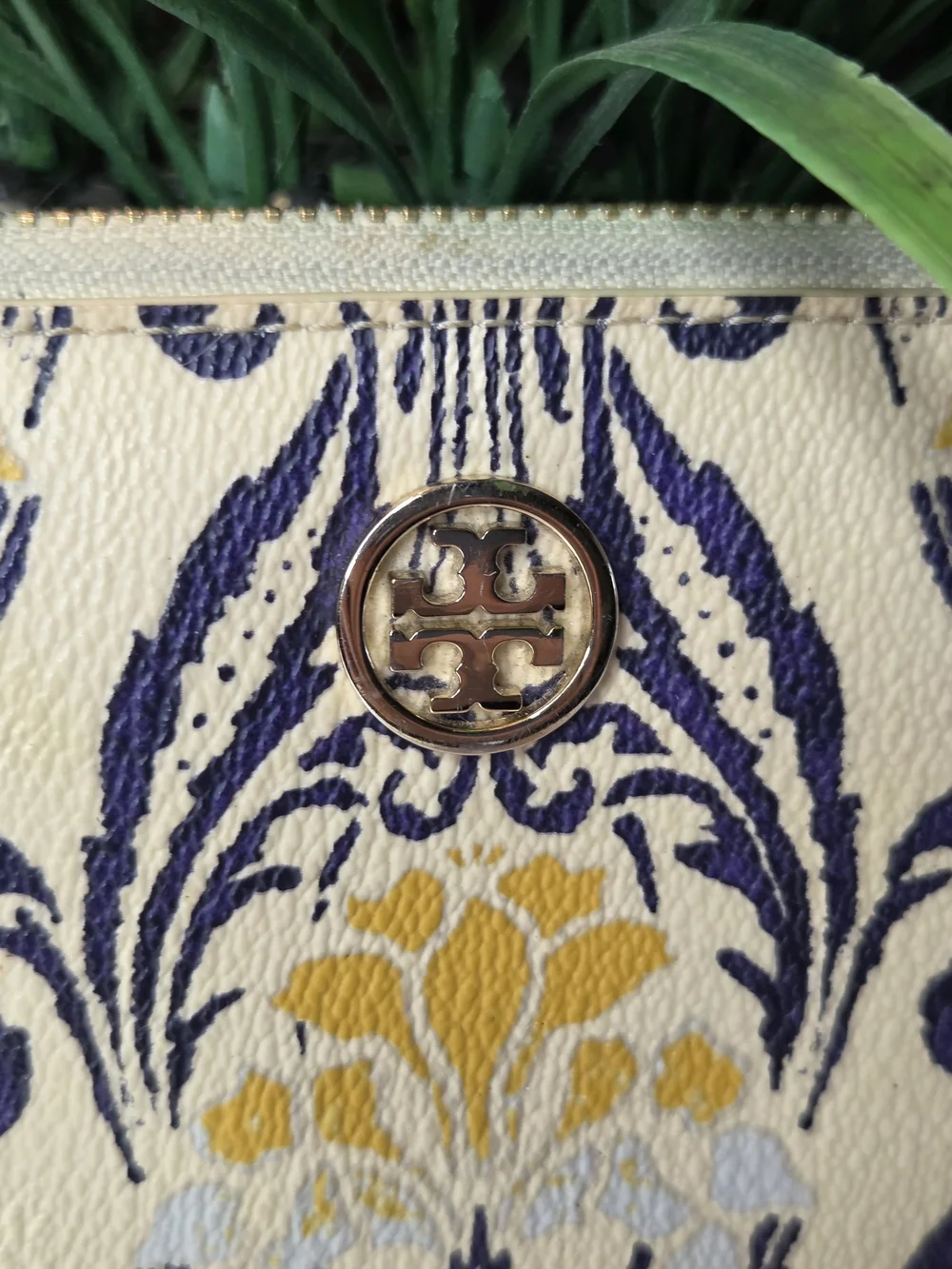 Tory Burch Kerrington Baroque Floral Zip Around Continental Wallet EUC
